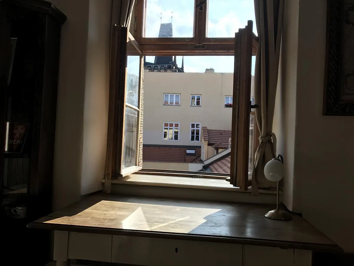 Queen Bee Apartments Praga Repubblica Ceca